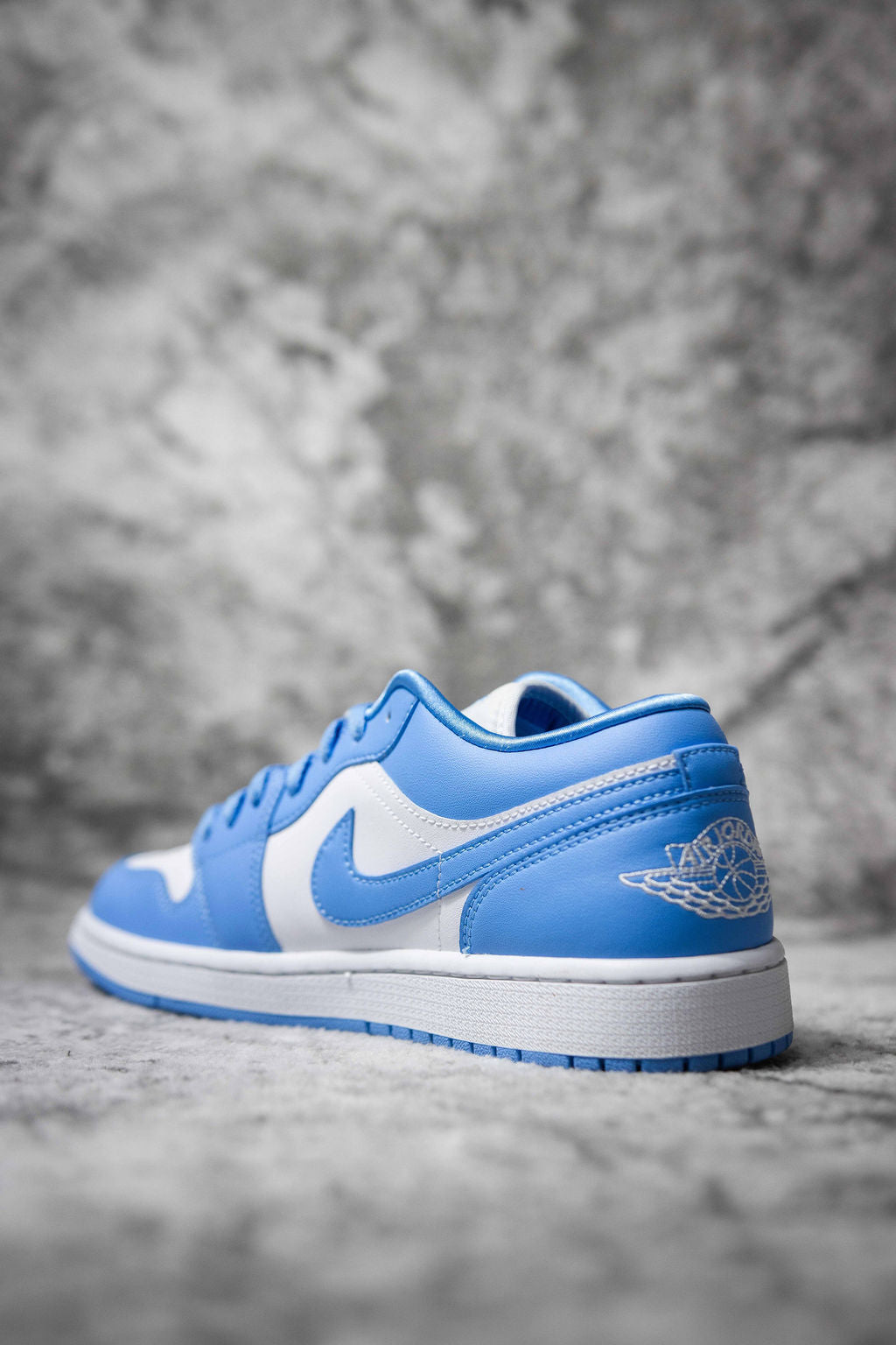 Jordan 1 Low Unc W