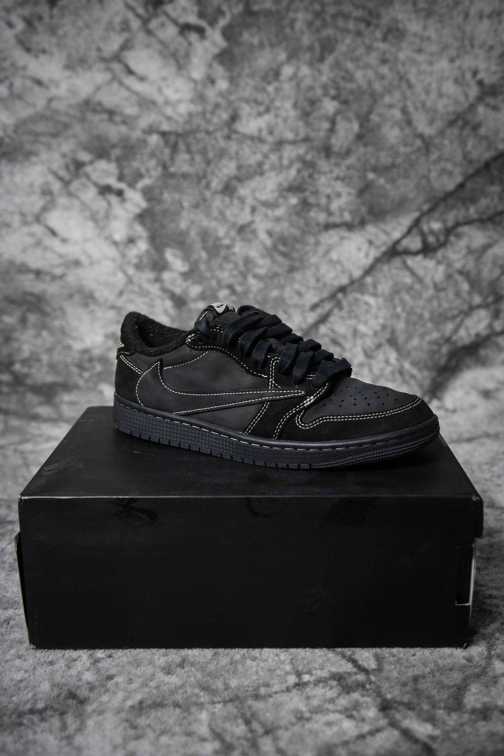 Jordan 1 Low x Travis Scott 'Phantom'