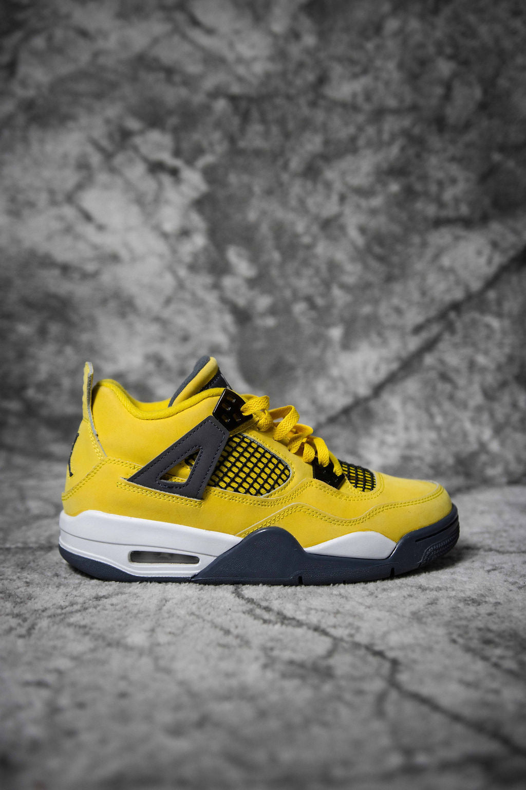 Jordan 4 Lightning Gs