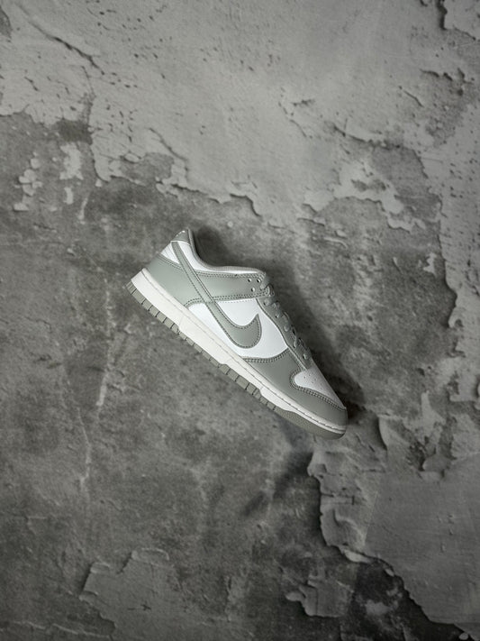 Nike Dunk Low Retro "White Smoke Grey"
