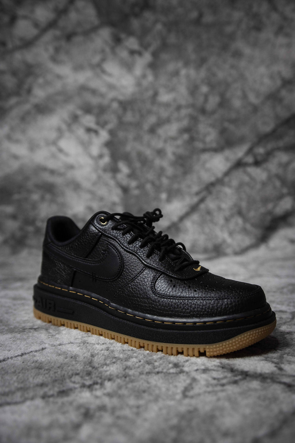 Nike Air Force 1 Luxe Black Gum