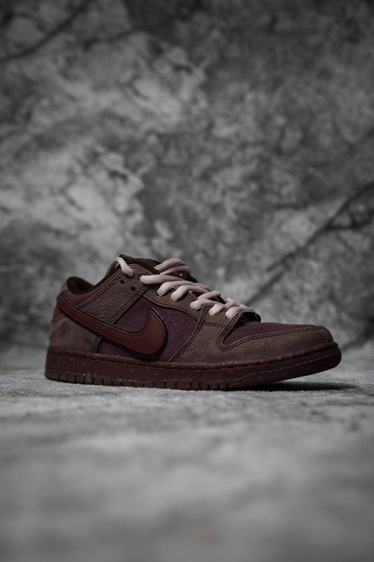 Nike Sb Dunk Low City Of Love