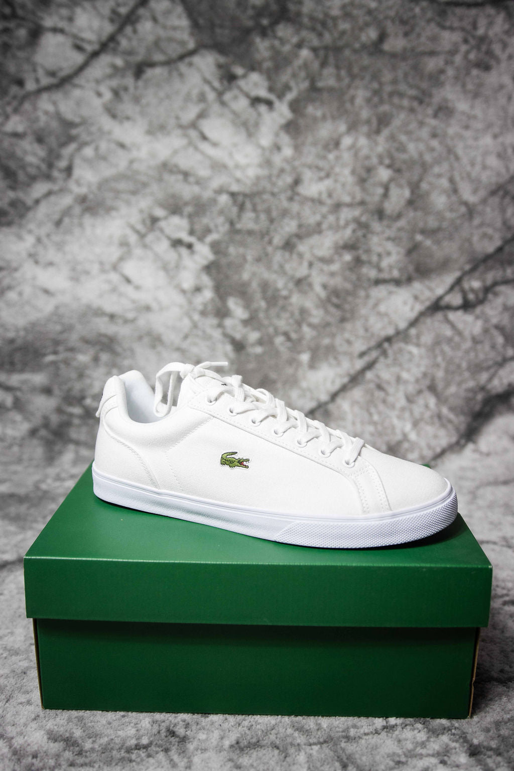 Lacoste Sneakers