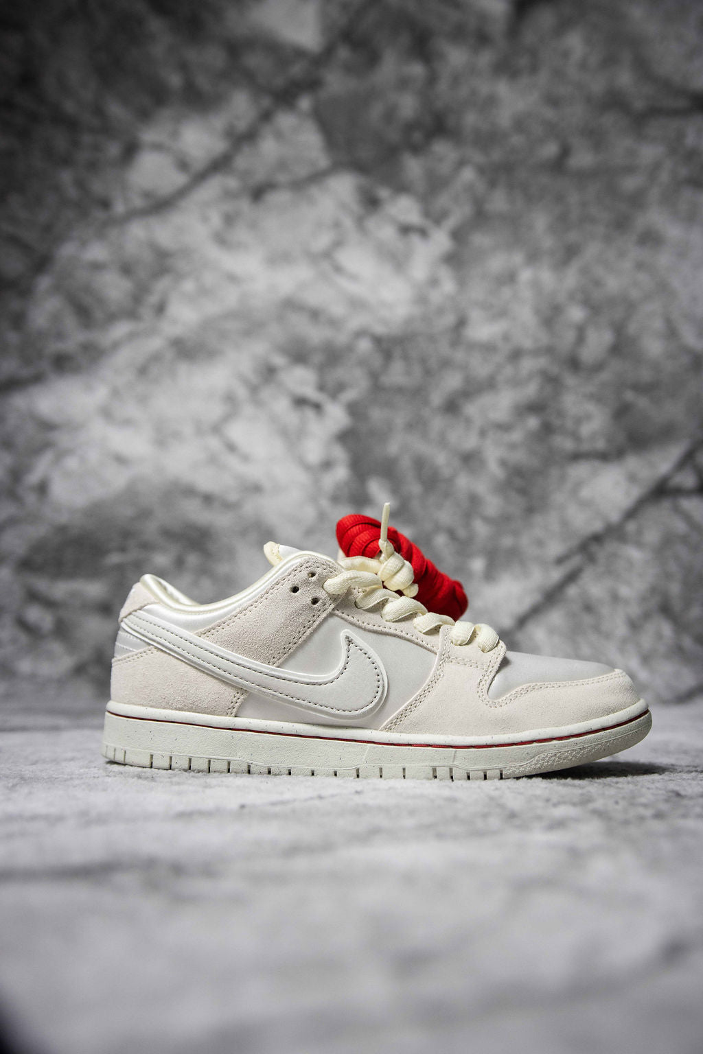 Nike Sb Dunk Low City Of Love Bone