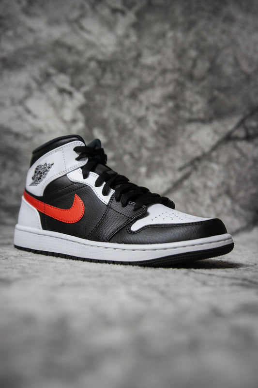 Jordan 1 Mid Chile