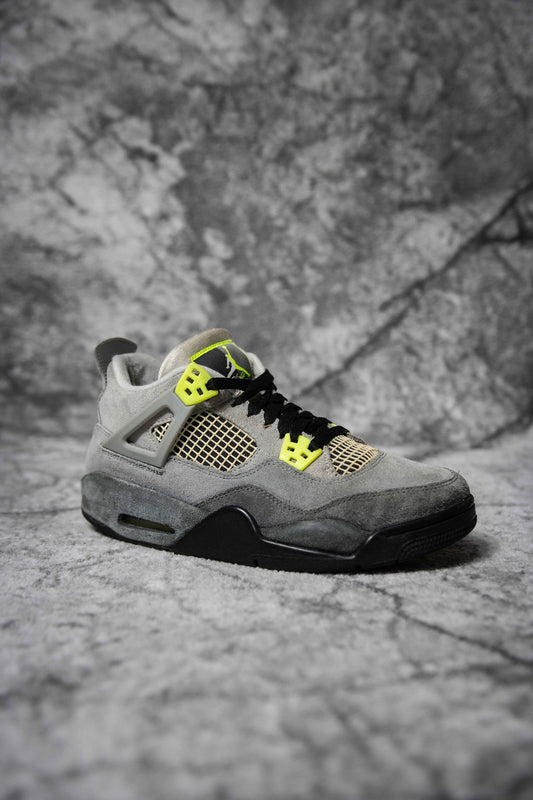 Jordan 4 Neon Gs
