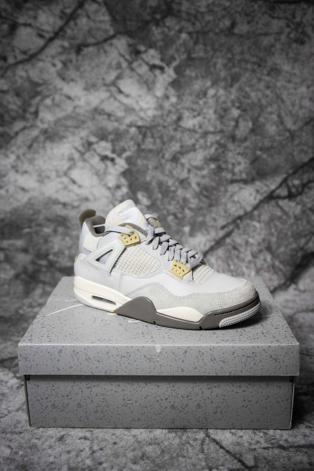 Jordan 4 Craft 'Photon Dust'